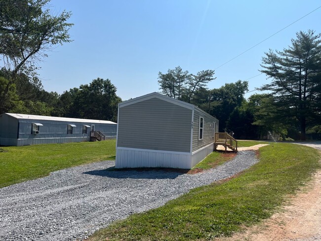 Building Photo - 2/2 in Cleveland County - New