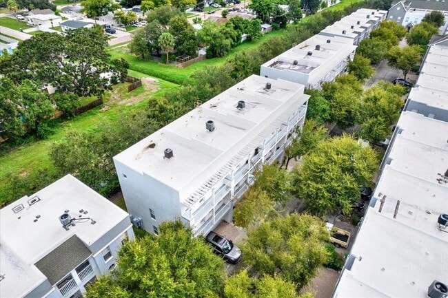 Building Photo - 4529 Bay Spring Ct