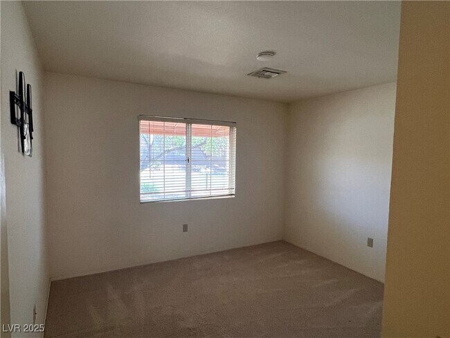 Building Photo - 2516 Sunup Dr