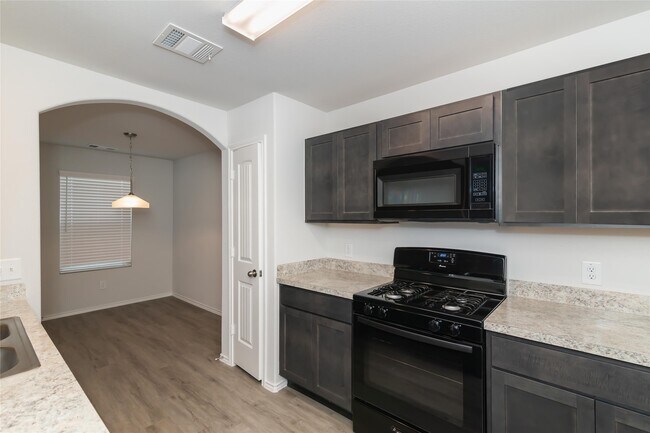 Building Photo - 22326 Porter Mountain Trl