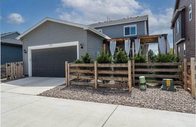 Building Photo - 17721 Parkside Dr N