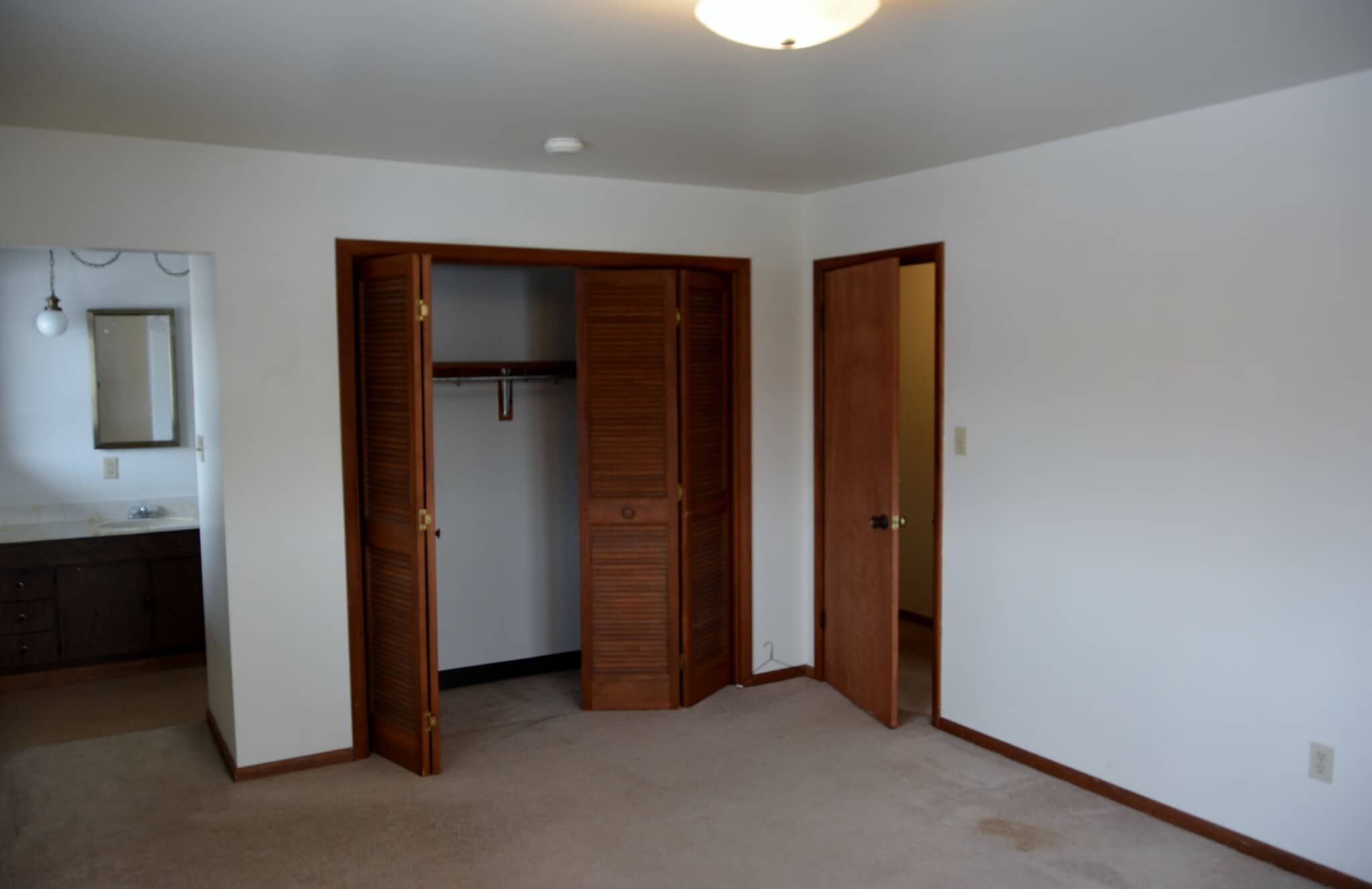 Bedroom - 301 E 1st Ave