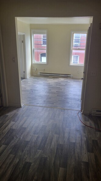 Building Photo - 109 Ida St