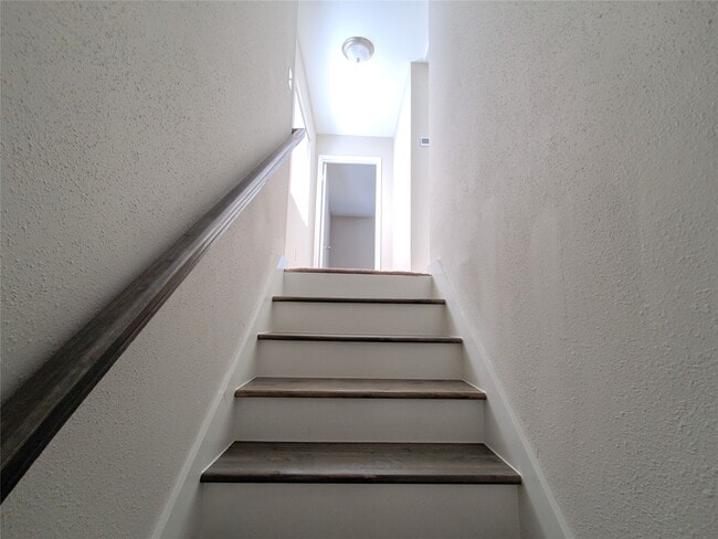 Building Photo - 1962 Upland Dr