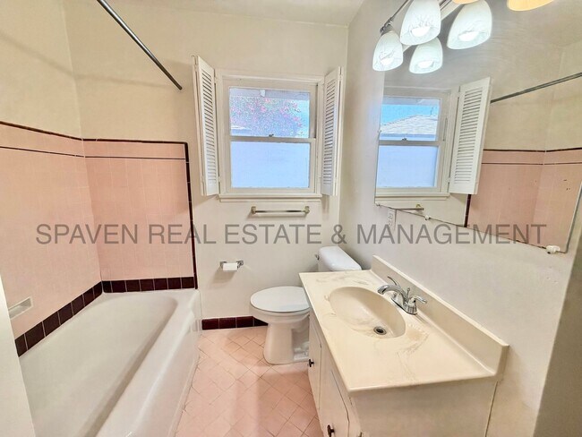 Building Photo - 4750 El Molino Ave