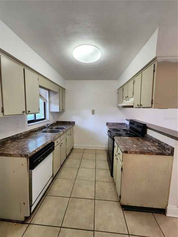 Building Photo - 713 SW 69th St