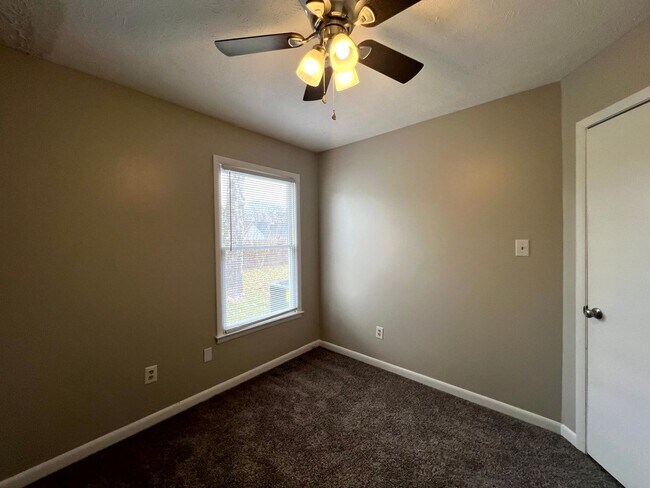 Building Photo - 6820 Winchester St