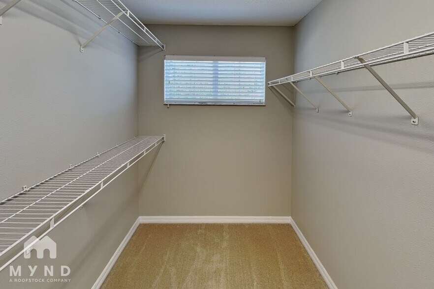 Building Photo - 1460 Travertine Terrace