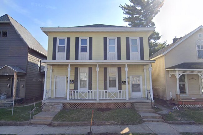 Building Photo - 911 N 10th St