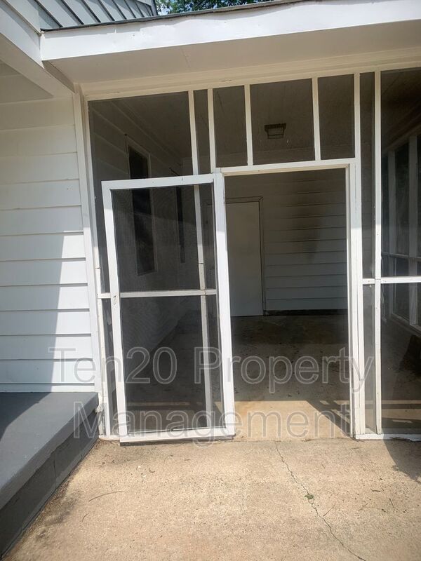 Building Photo - 5608 Morris Ave