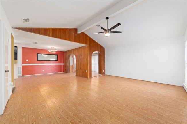 Building Photo - 4222 Amir St