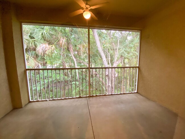 Building Photo - 3 Bedroom Condo For Rent in Tampa Palms!