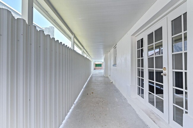 Building Photo - 4324 Garden Ave
