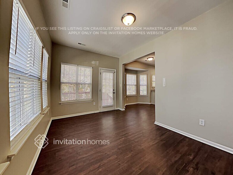 Building Photo - 8244 Hornwood Ct
