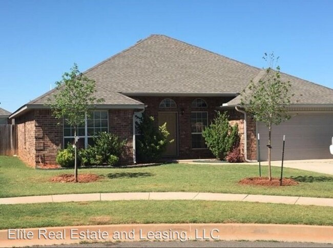 Building Photo - 4 bd/2 ba - Yukon adress - Mustang Schools