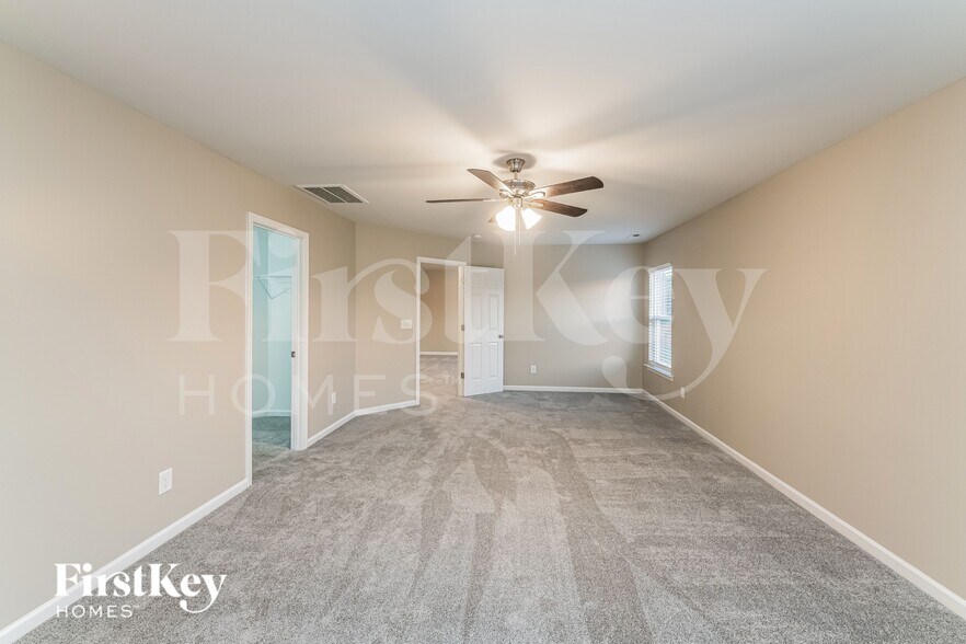 Building Photo - 634 Conover Rd