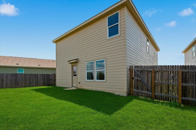 Building Photo - 13118 Levi Ter