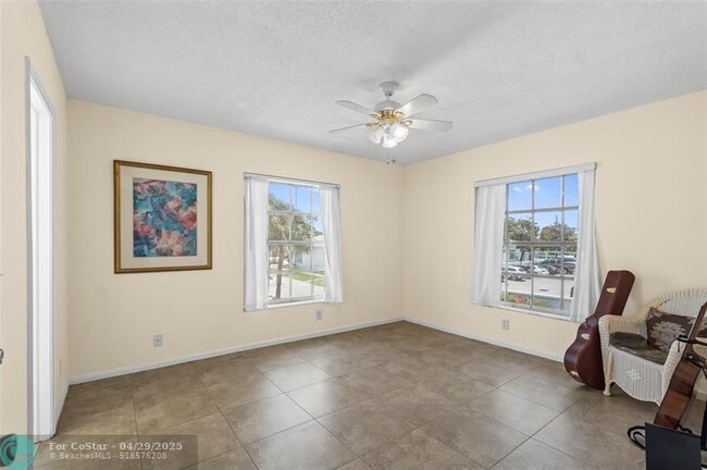 Building Photo - 2180 NE 67th St