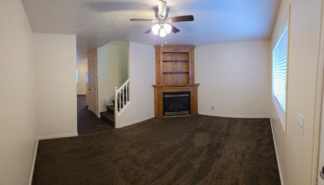 Building Photo - 629 Countryside Ave