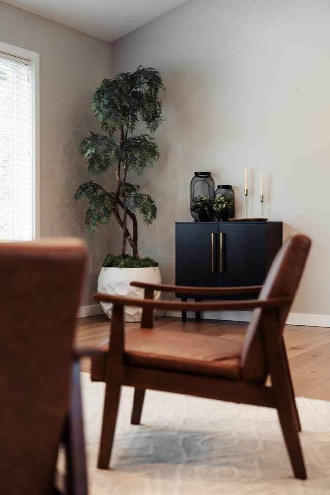 Building Photo - 1703 SE 176th Ave