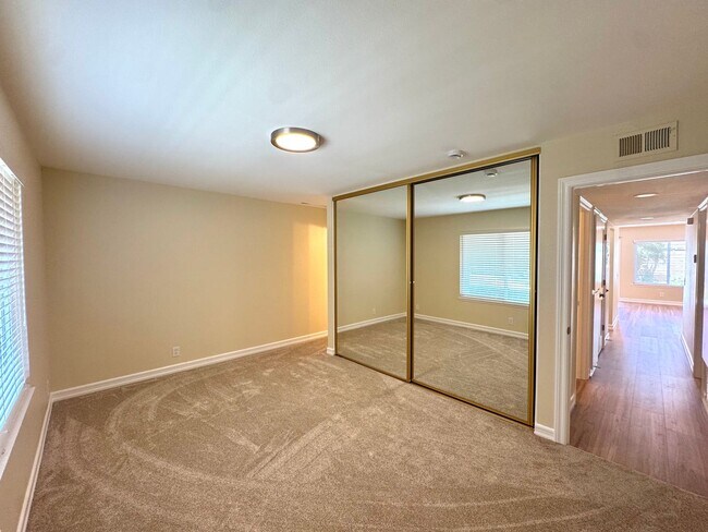 Building Photo - Beautifully Updated 3 Bedroom, 2 Bath with Private Yard