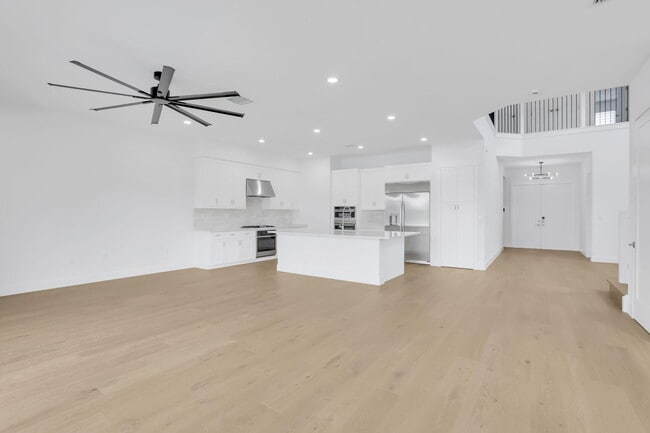 Building Photo - 21049 Violet Flds Wy