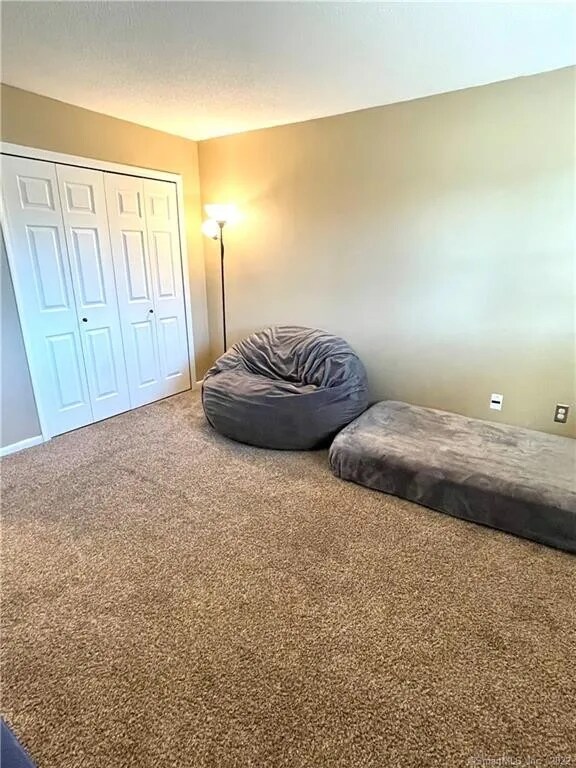 Building Photo - 1611 Twin Circle Dr