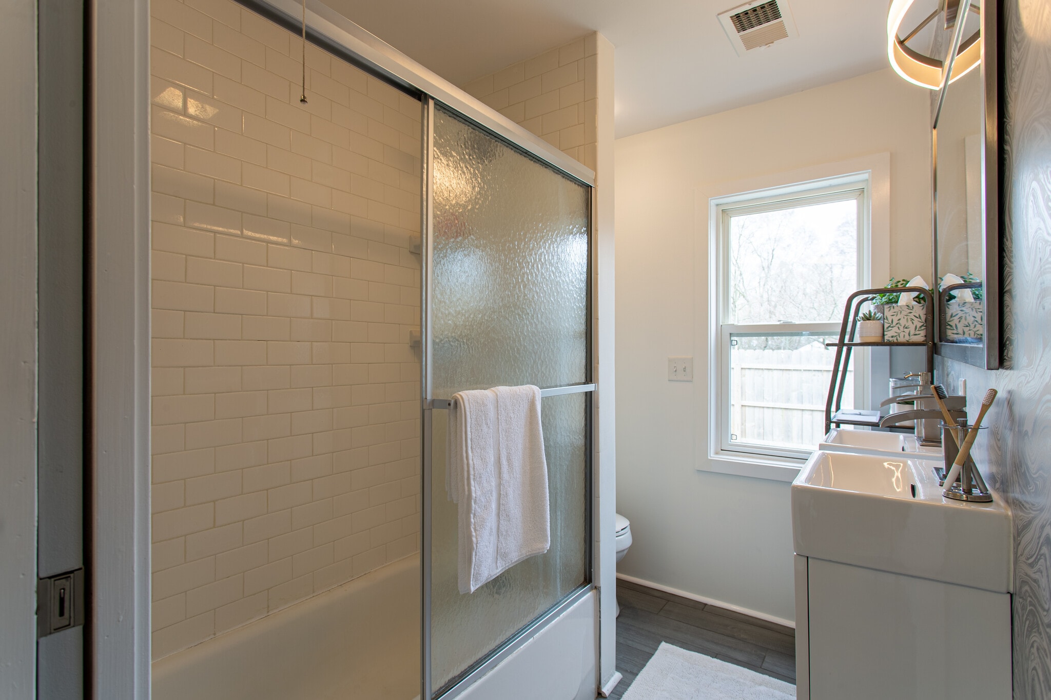 Building Photo - 12956 Portage Road