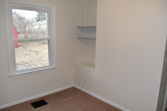 Building Photo - 2648 Fairland St