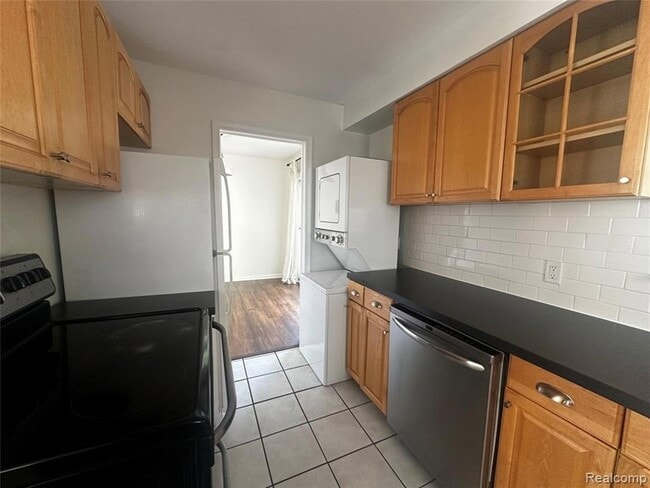 Building Photo - 4614 Olivia Ave
