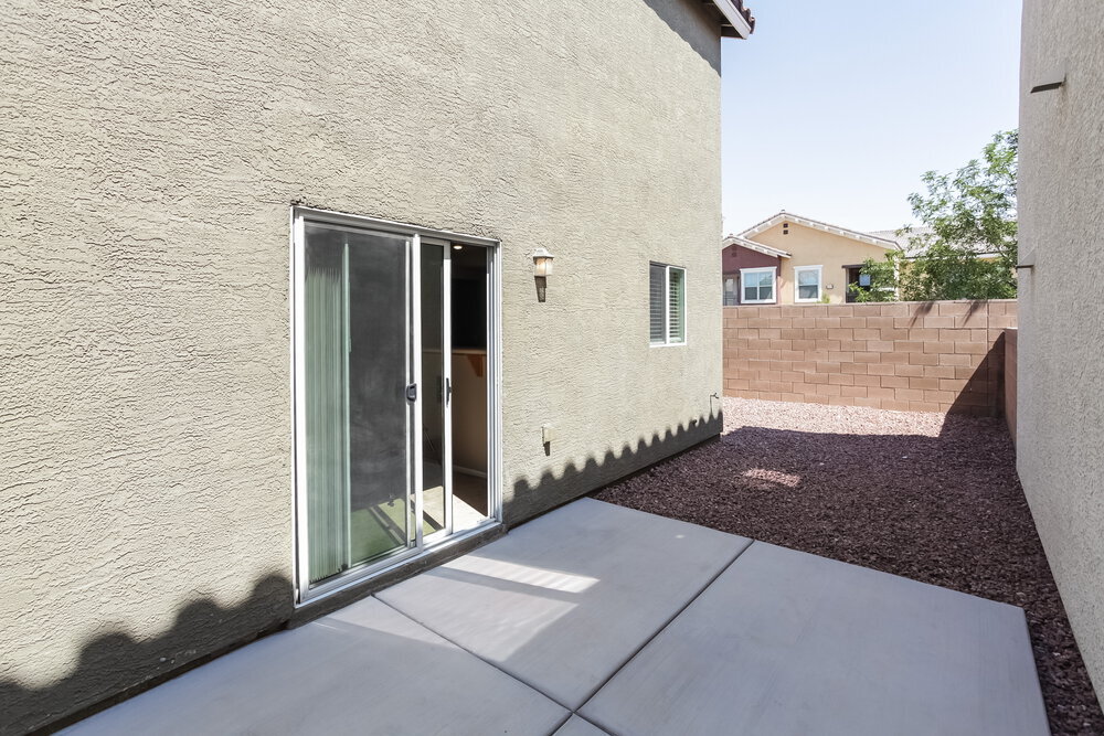 Building Photo - 3342 Villa Fiori Ave