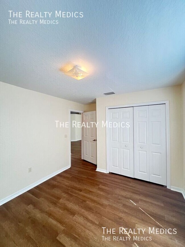 Building Photo - 8341 SW 135th Loop