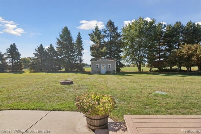 Building Photo - 245 Lynbrook Dr