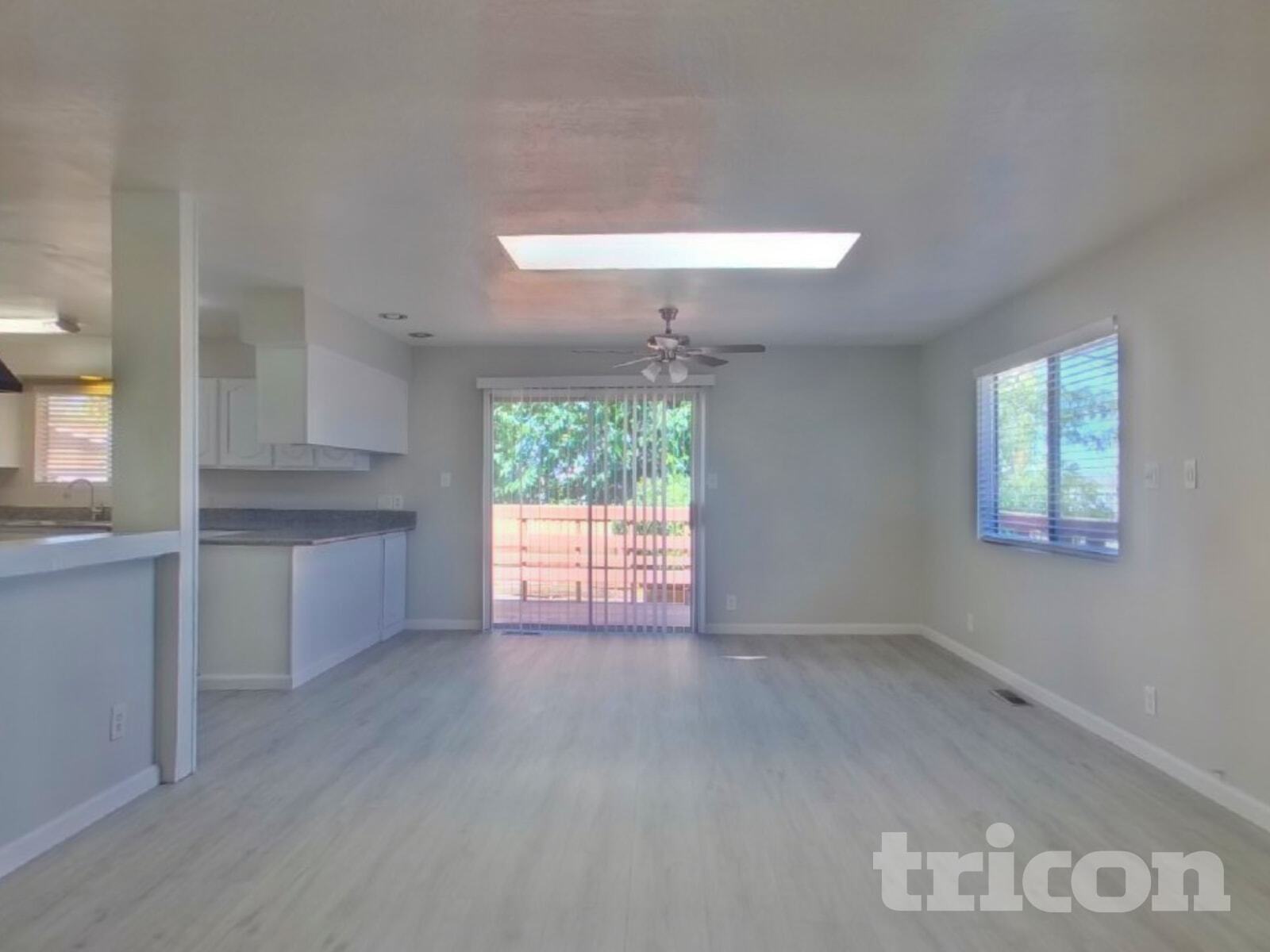 Building Photo - 3310 Heights Dr