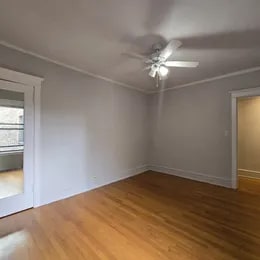 Building Photo - 5756 S Kenwood Ave