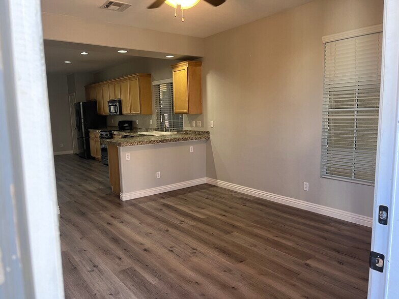 Downstairs living area - 1599 Evening Spirit Ave