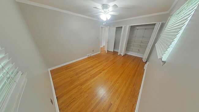 Building Photo - 12916 Stanley Dr