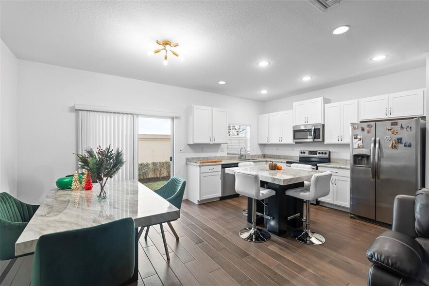 Building Photo - 4029 NW 11th Dr