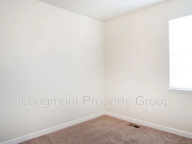 Building Photo - 1334 14th Ave