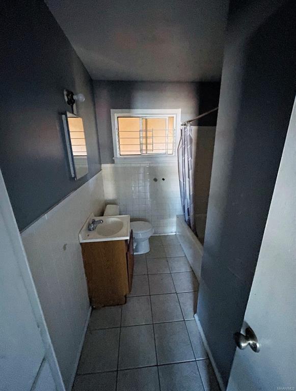 Building Photo - 1653 N Yarbrough Ct