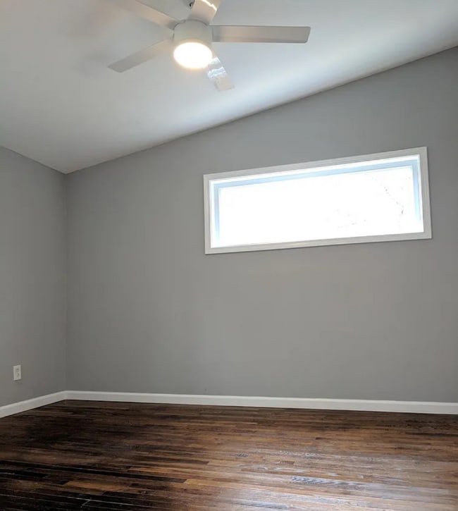 Building Photo - 2017 Kenwood Pl SE