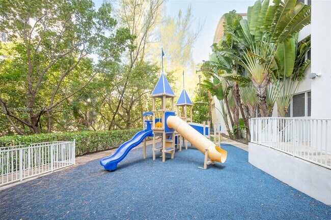 Building Photo - 19400 Turnberry Way