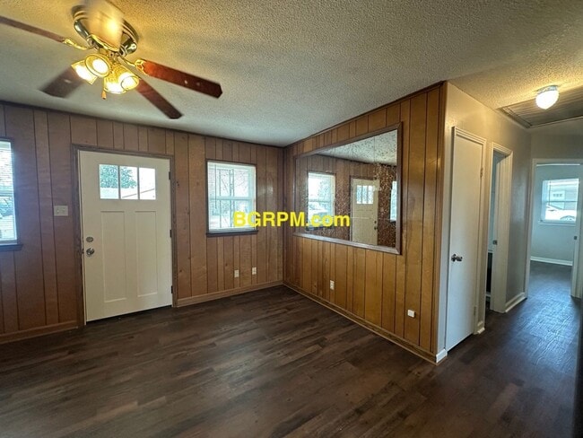 Building Photo - 6 Waterfront Dr