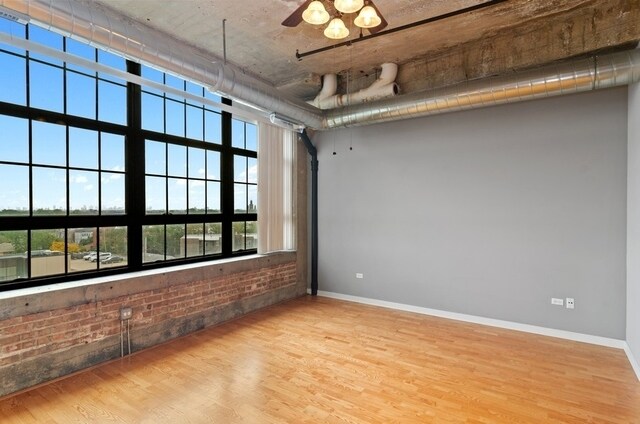 Building Photo - 3963 W Belmont Ave