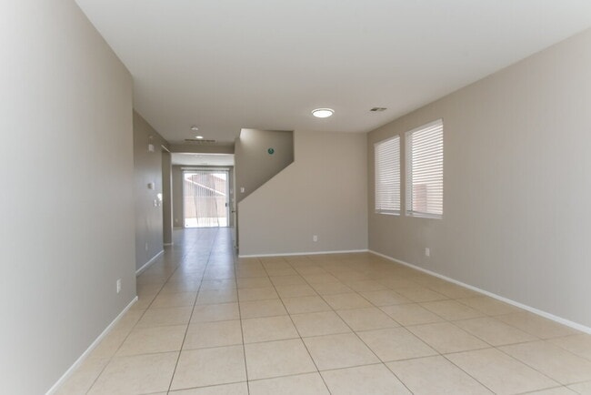 Building Photo - 8316 Freshwater Pearl St