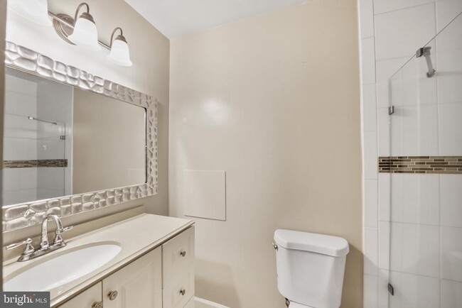 Building Photo - 1602 Lorelei Dr