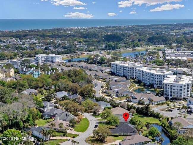 Building Photo - 137 Oak View Cir