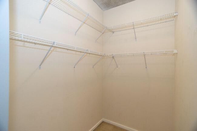 Building Photo - 1620 S Michigan Ave