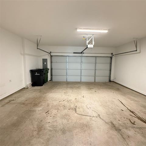 Building Photo - 870 Cavitt Ct