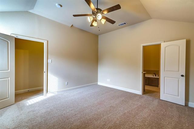 Building Photo - 1423 Reiger Dr